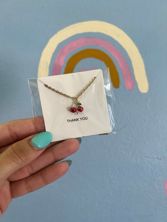 Collar de cereza π