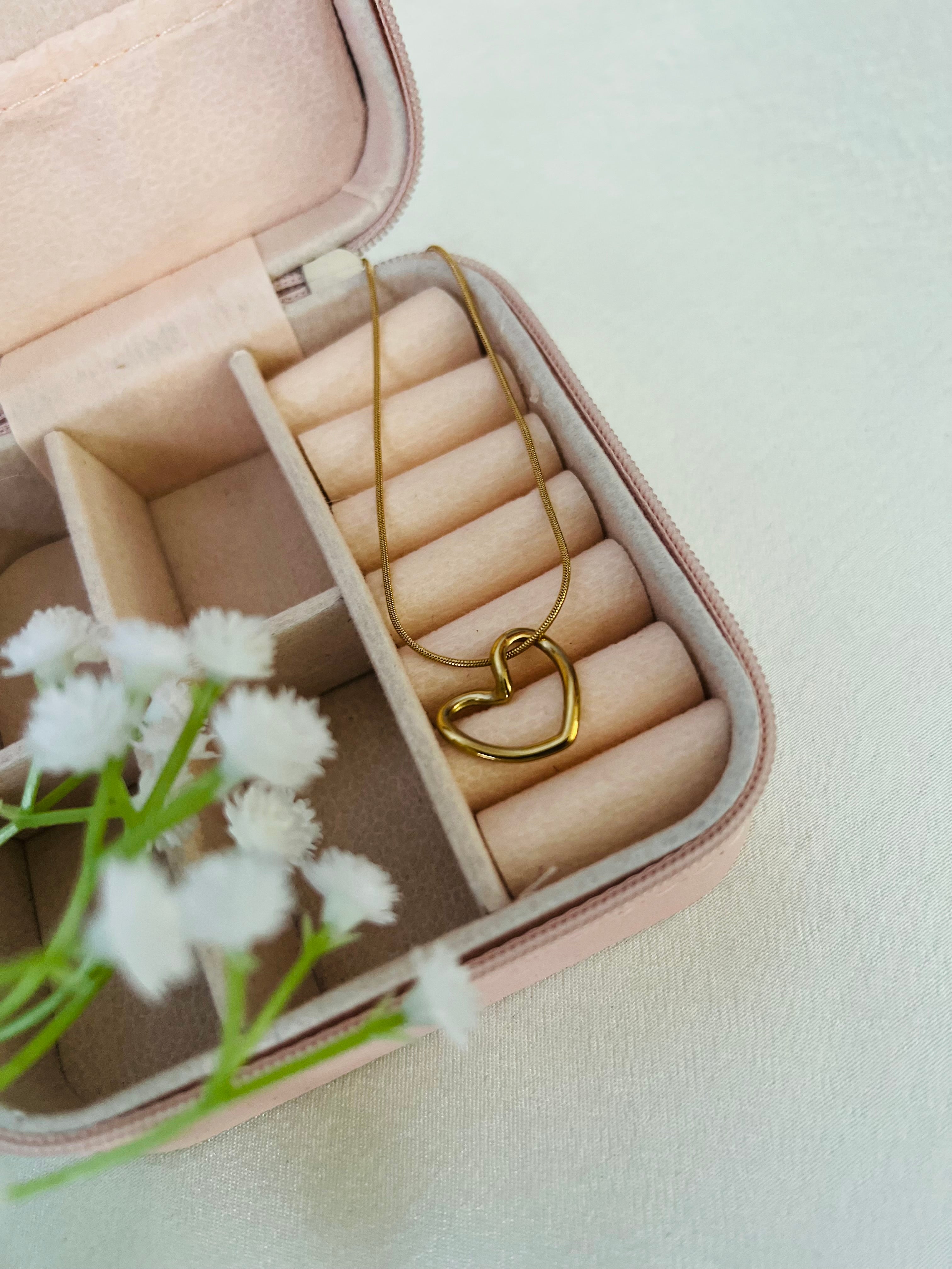 Heart Necklace ✨